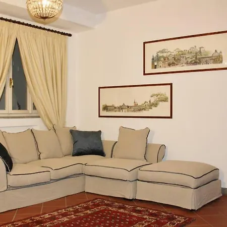 Golf House Villa *